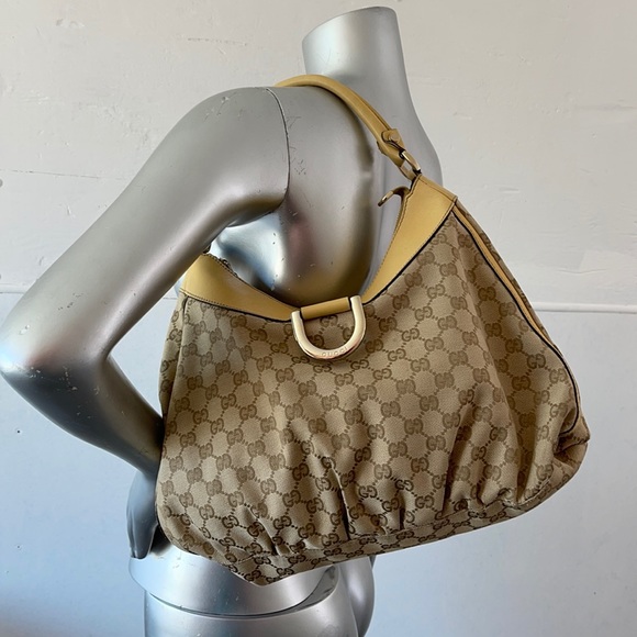 Gucci Handbags - Gucci Authentic shoulder bag